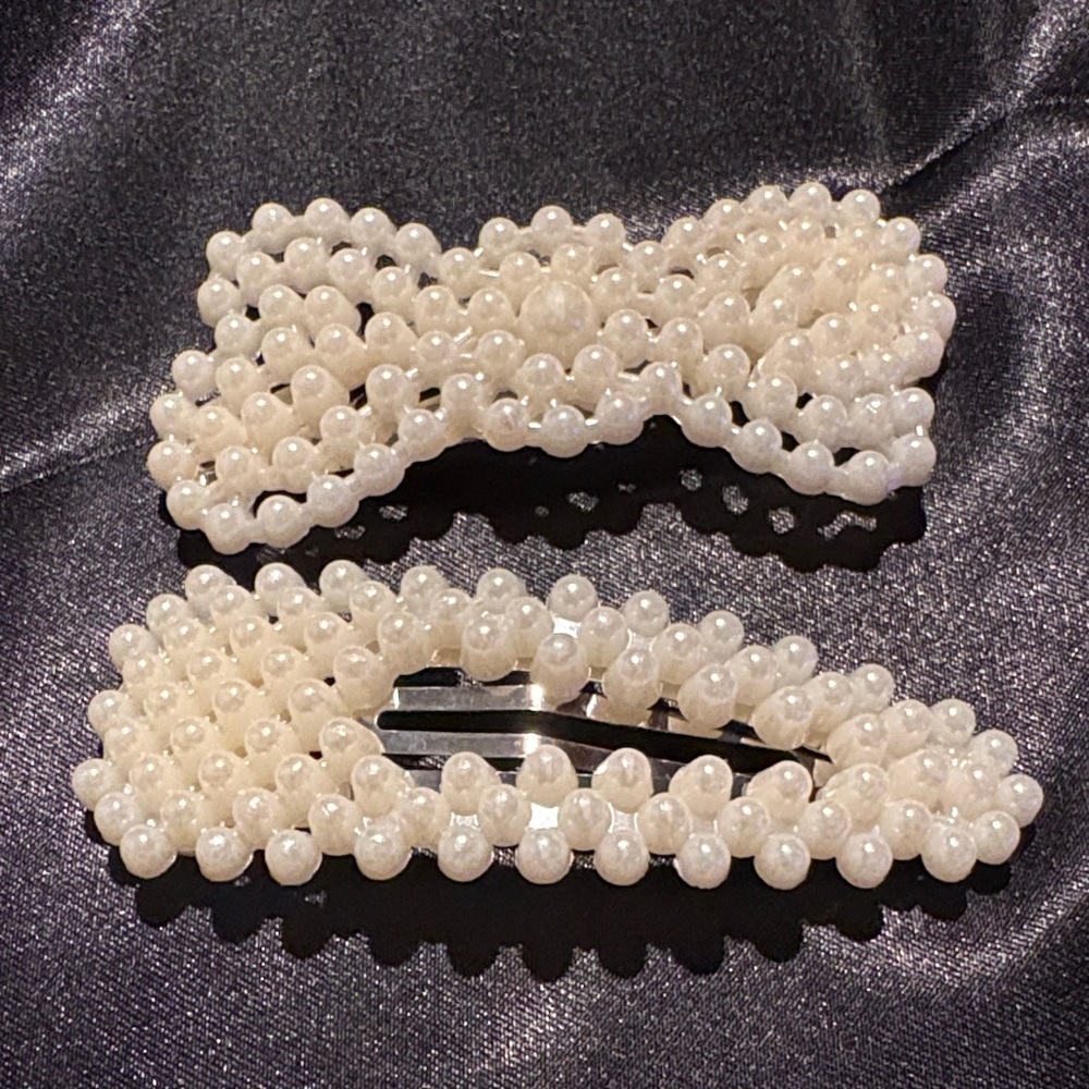 Elegant Pearl Hair Clips Set